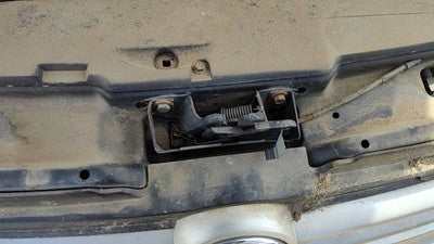 1999-2002 Vw Cabrio Convertible Hood Latch Assembly With Bracket Oem 1E0805591