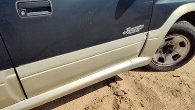 1996 97 Suzuki Sidekick Passenger Right Front Moulding From Door Oem Trim Strip