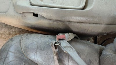 1997 Silverado 2500 Driver Left Front Seat Belt Buckle Receiver Oem Tan 52D