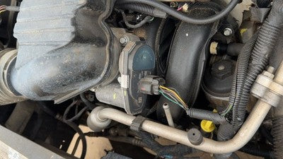 2007 Saturn Ion Throttle Body Valve Oem With Sensors 2.2L 12633774