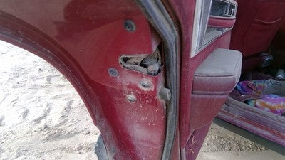 1990 Olds Eighty Eight Driver Left Rear Door Latch With Rods/Cables Oem Back