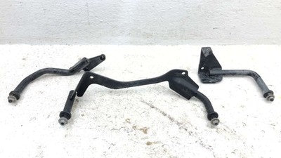 2016 Dodge Ram 4500 Fan Shroud Mount Brackets Brace 6.7L Cummins Oem