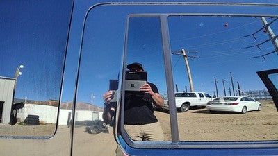 05-09 Land Rover Lr3 Passenger Right Rear Vent Window Back Door Glass With Frame