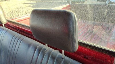 1997 Nissan Hardbody Pair Of Front Headrests Oem Left Right Set Seat