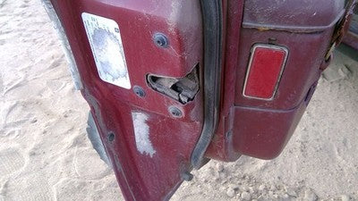 1990 Olds Eighty Eight Driver Left Front Door Latch With Rods/Cables Oem