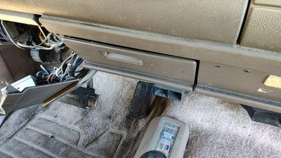 1992-1994 Chevy Suburban Ash Tray Assembly Oem Slide Out Dash Tan 12548313