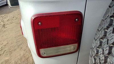 1985-1996 Gmc Van 3500 Driver Left Tail Light Brake Lamp Oem Rear 05977496
