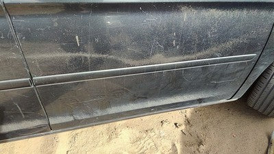 2005-2007 Honda Odyssey Passenger Right Front Moulding From Door Trim Strip Gray