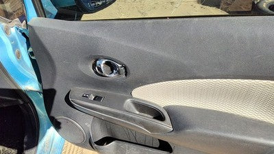 15-19 Versa Note Passenger Right Front Door Trim Panel With Switches Charcoal G