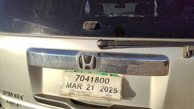 2009-2011 Honda Pilot Rear Backup Camera View With Chrome License Plate Trim Oem