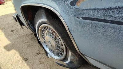 1984 Deville Sedan Lh Driver Left Front Wheel Chrome Moulding Oem Fender