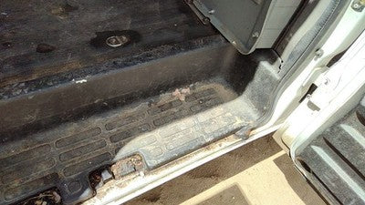 2012 Chevy Express Van Passenger Right Rear Step Sill Panel Oem Kick