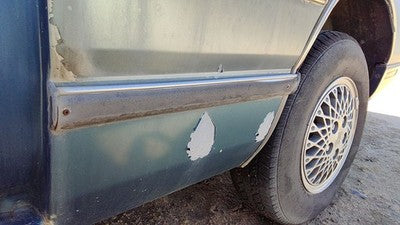 1989 Olds Cutlass Cierra Driver Left Rear Lower Moulding On Quarter Panel Oem