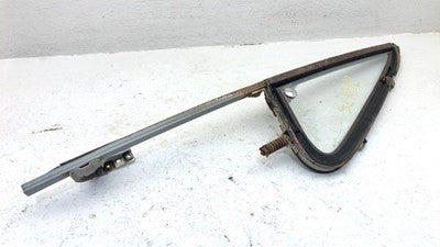 73-87 C10 Passenger Right Vent Window Small Door Glass With Frame Including