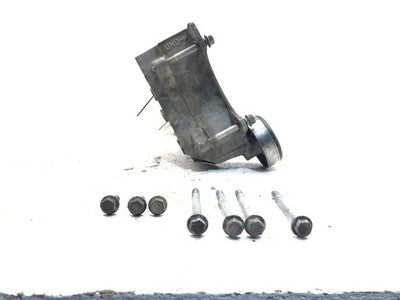 2003 Chevy Suburban Power Steering Mount Bracket OEM AC with Bolts 5.3L 12554030