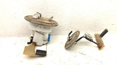 2005-2009 Hyundai Tucson Complete Fuel Pump With Sending Unit Gas Level Oem 2.7L