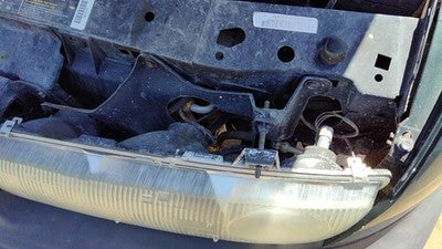 1996-1999 Saturn Sl1 Driver Left Head Light Oem Front Lamp With Mount Bracket