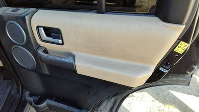 05-09 Land Rover Lr3 Passenger Right Rear Inside Door Trim Panel Switches Back