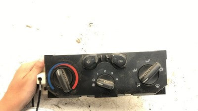 04-12 Chevy Colorado Temperature Control Module In Dash Heater Ac Head Unit C60
