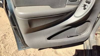 04-07 Caravan Driver Left Front Door Trim Panel With Master Switch Slate Gray D5