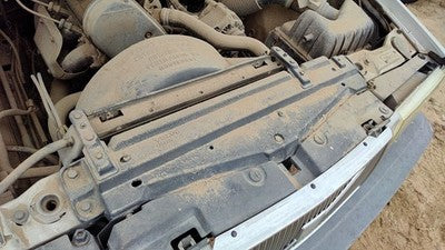 1990-1992 Volvo 740 Top Plastic Cover Above Radiator Support Oem Upper Shield
