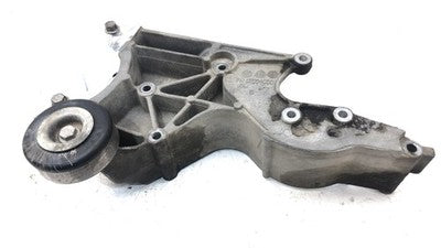 2005 Chevy Avalanche Power Steering Pump Mount Bracket With Bolts Oem 12554030