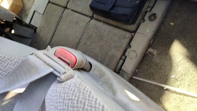 2005-2007 Dodge Caravan Passenger Right Front Seat Belt Buckle Receiver Khaki J1