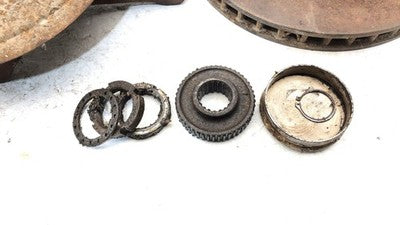 81-93 Ram W250 Passenger Right Front Spindle Steering Knuckle With Wheel Hub