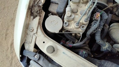 1993 Infinity G20 Windshield Washer Fluid Reservoir With Pump Oem Wiper Tank