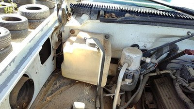 92-99 Chevy Silverado 1500 Coolant Reservoir Radiator Overflow Tank Bottle Oem