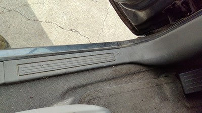 2010 Chevy Traverse Driver Left Lower Kick Trim Panel Oem Gray