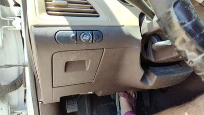 2009-12 Chevy Malibu Lower Dash Under Column Knee Bolster Trim Panel Oem Tan 34B