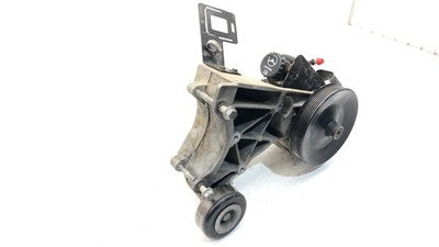 2004 Chevy Silverado 1500 Power Steering Pump With Mount Bracket Oem 5.3l