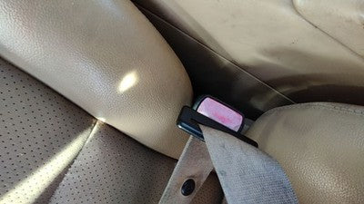 2000-2005 Mercedes Ml350 Driver Left Front Seat Belt Buckle Receiver Oem Tan