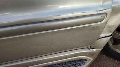 98-05 Mercedes Ml350 Passenger Right Front Moulding From Door Trim Strip Gold