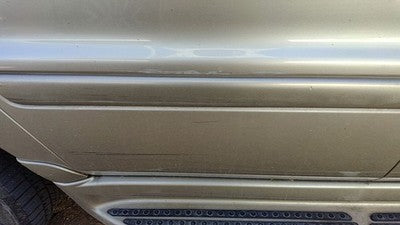 98-05 Ml350 Passenger Right Rear Moulding From Door Back Trim Strip Gold