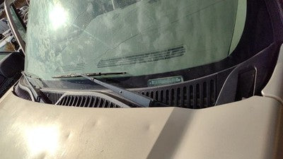 2004 Silverado 1500 Windshield Wiper Cowl Vent Trim Panel Oem Cover