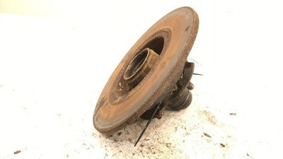 1970-1973 Nissan Datsun 240Z Front Wheel Hub With Brake Rotor Oem 40206E4101