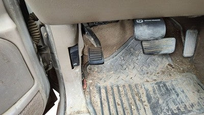 02 Silverado 2500 Hd Parking Brake Pedal Assembly Oem Complete Emergency Unit