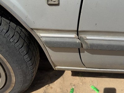 1986 Olds 88 Driver Left Moulding From Fender Oem Trim Strip Silver