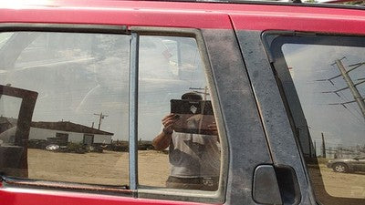 90-95 Nissan Pathfinder Driver Left Rear Vent Window Back Door Glass With Frame