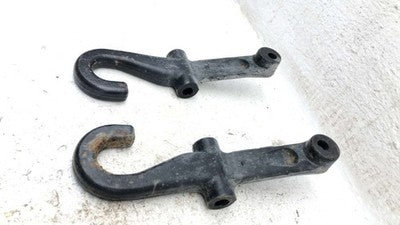 2002 Sierra 2500 Hd Tow Hook Pair Set Oem 8.1L 15020940 15020941
