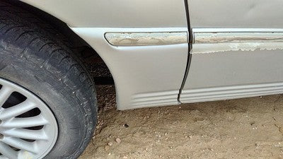 00 Chrysler Town & Country Passenger Right Rear Moulding On Quarter Panel Silver