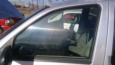 1997-2005 Chevy Venture Driver Left Front Side Window Door Glass Oem