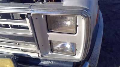 1989 Chevy G20 Van Driver Left Trim Bezel Around Headlight Oem Dual 15596118