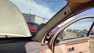 Suzuki Grand Vitara Xl-7 Passenger Right A Pillar Trim Windshield Post Panel Tan