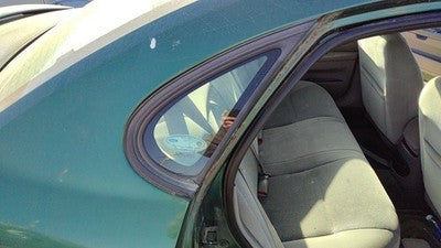 1996-2007 Ford Taurus Passenger Right Rear Quarter Glass Back Side Window Oem