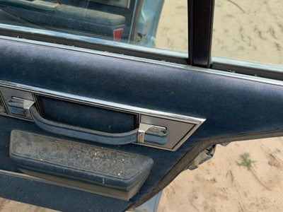 1986 Olds 88 Passenger Right Rear Door Trim Panel With Switches Back Blue