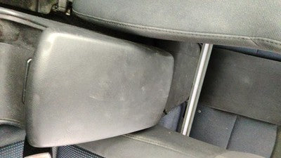 2004-2006 Mazda 3 Center Console Lid Only Oem Arm Rest Fold Down Bp5 Black