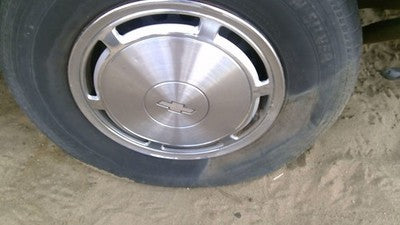 1986-1996 Chevy Caprice 15' 6 Slot Hub Cap Wheel Cover Oem
